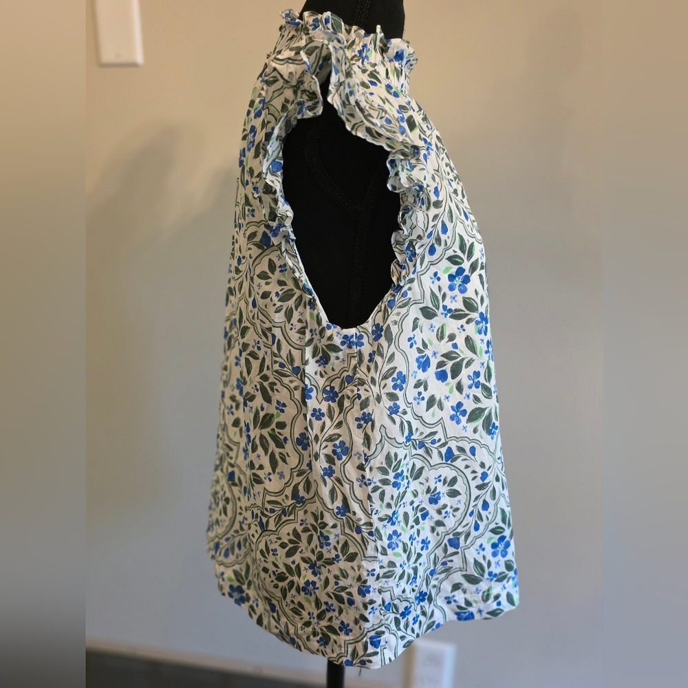 Sugarlips Floral Ruffle Sleeve Blouse - Picture 2 of 8